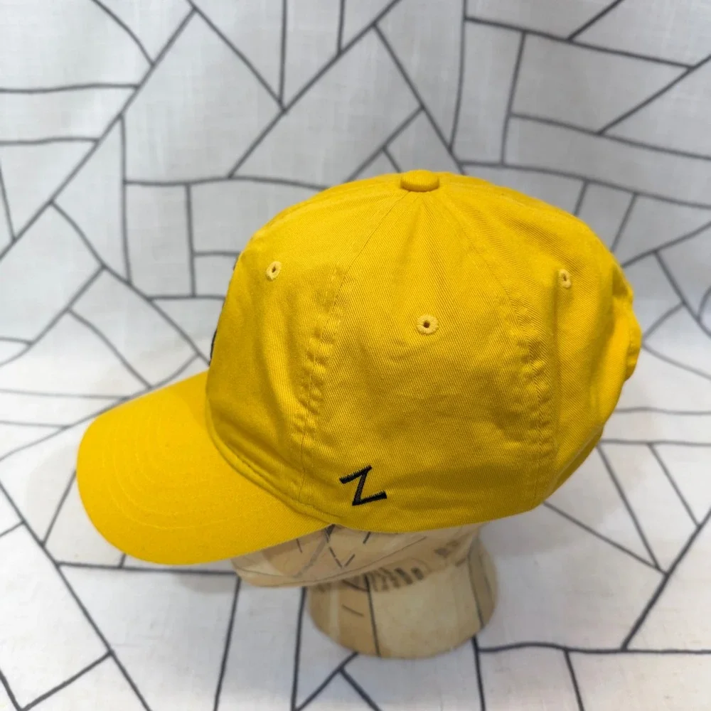 Zephyr Wyoming‎ Cowboys Hat OSFM Yellow Bucking Horse Embroidered Dad Cap